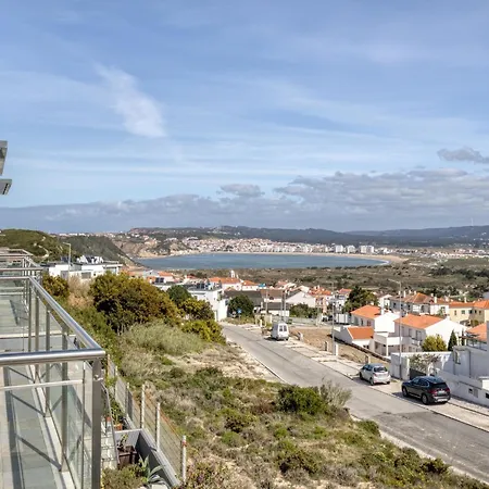 بيت للعطل Modern With Pool And Barbecue Salir de Porto