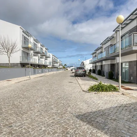 Modern With Pool And Barbecue * Salir de Porto