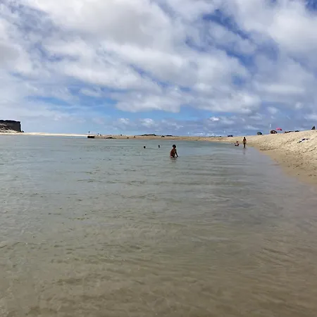 بيت للعطل Modern With Pool And Barbecue Salir de Porto