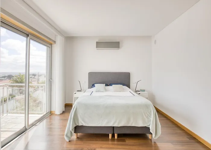 Dom wakacyjny Modern With Pool And Barbecue *