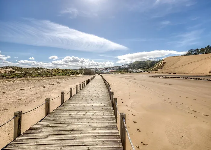 Modern With Pool And Barbecue Dom wakacyjny *